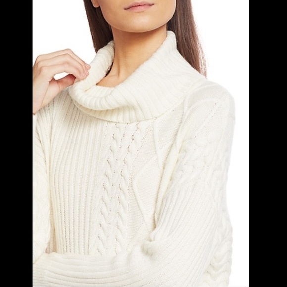 SPLENDID Ivory Cable Knit Cowl Turtleneck Sweater  L - Picture 1 of 13